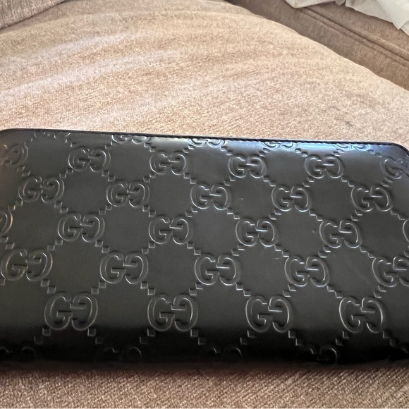 Gucci Guccisima Black Leather Wallet - Picture 6 of 10